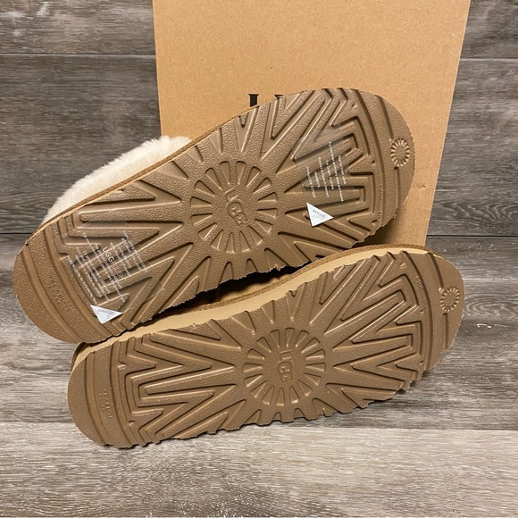 UGG | Nita Closed Back Slippers In Chestnut NEW Gift - Picture 7 of 11